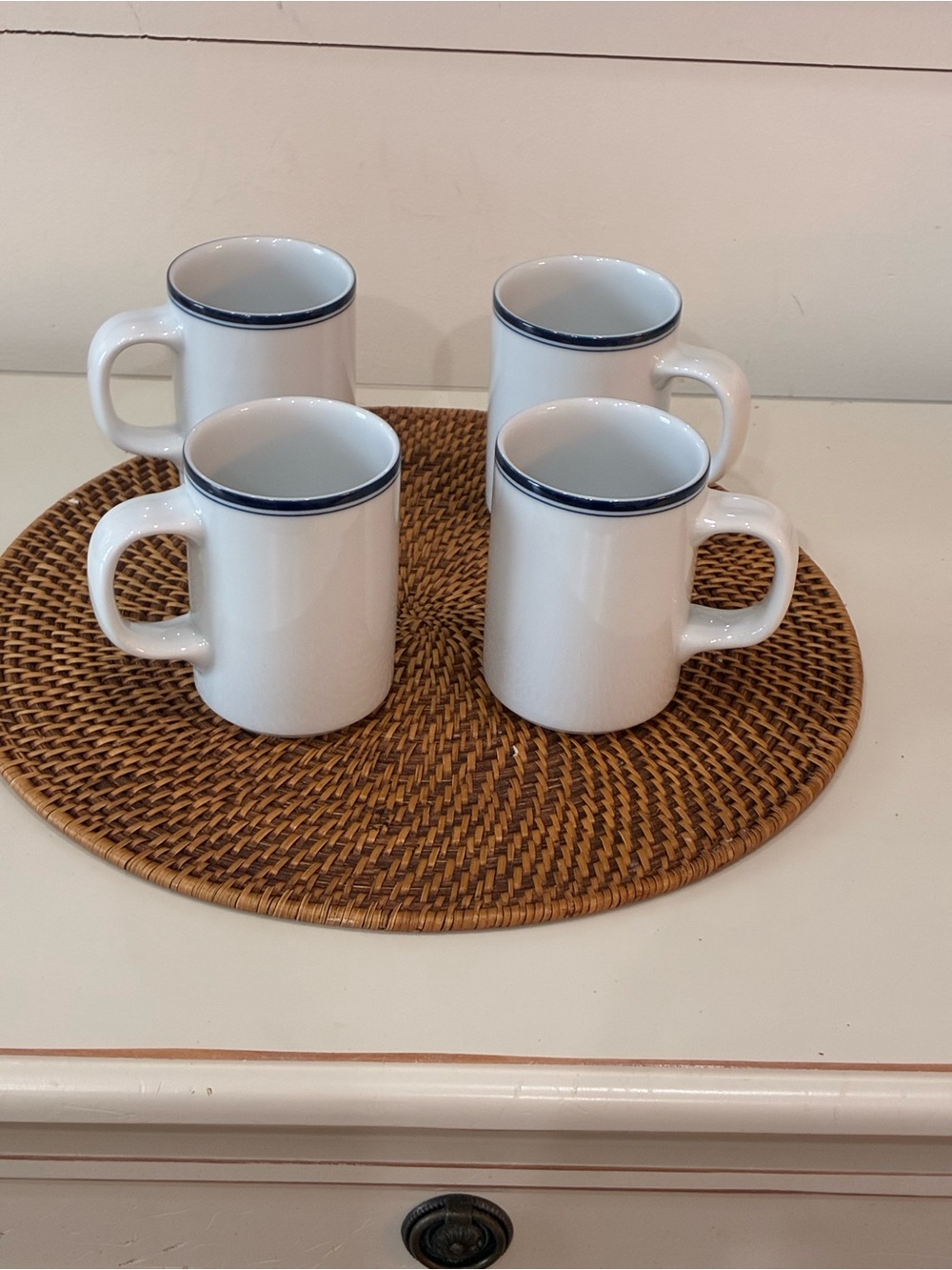 Dansk Concerto Allegro Blue Set of 4 Mugs 10 oz White Navy Band
Like New